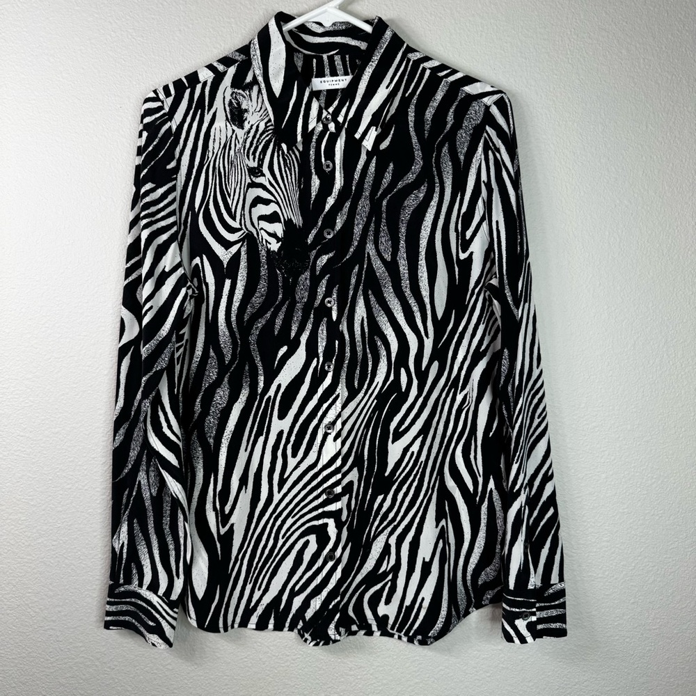 EQUIPMENT Brett Zebra Print 100% Silk Button Down Shirt – Size S Long Sleeve